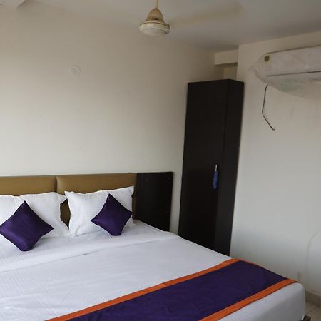 Balaji Gold Inn Hotel Hubli Ngoại thất bức ảnh
